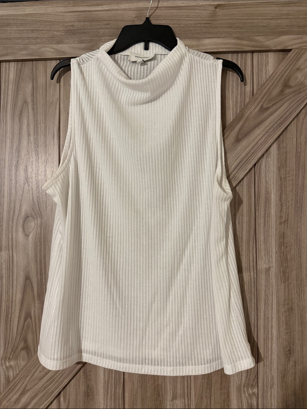 Banana Republic Cream Ribbed Mockneck Sleeveless Top